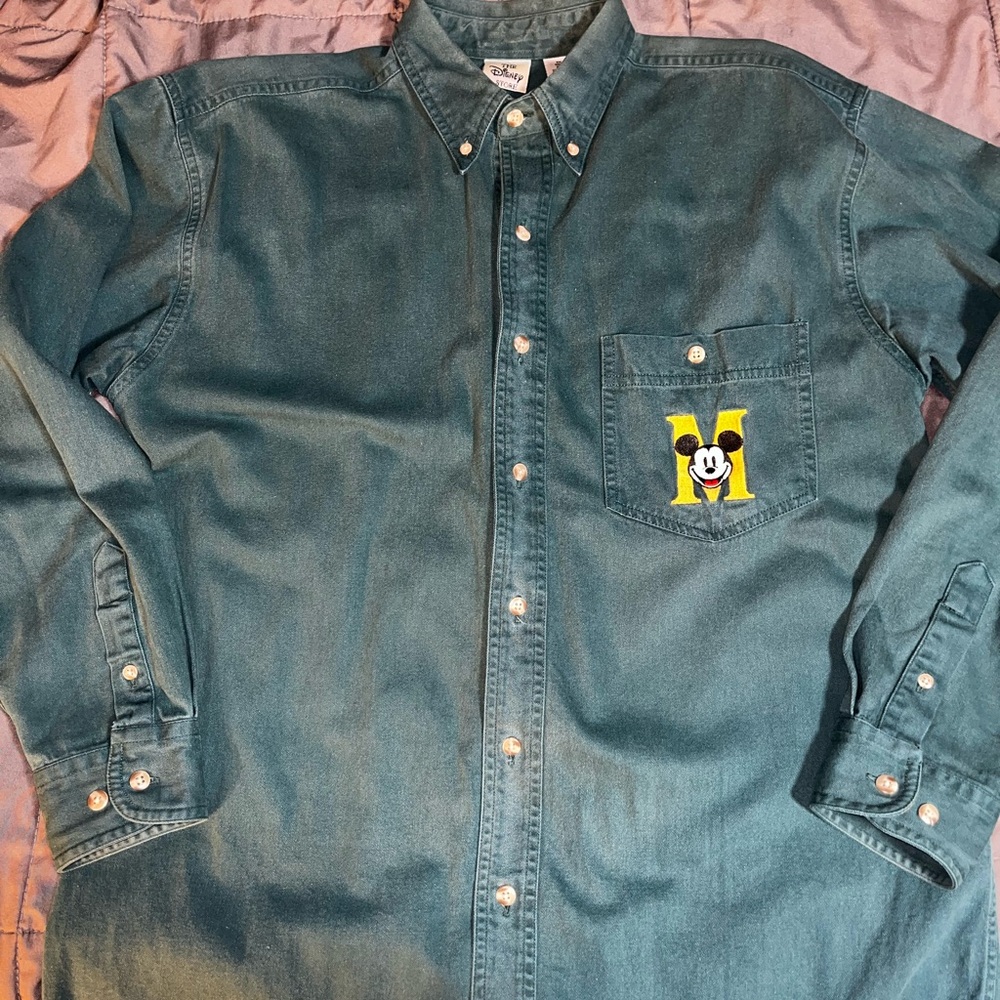 Vintage Disney Men's Teal button down‎ Shirt with Mickey Mouse Pocket